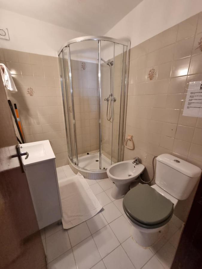 Aaa Awsome Apartamentos Albufeira Luaran gambar